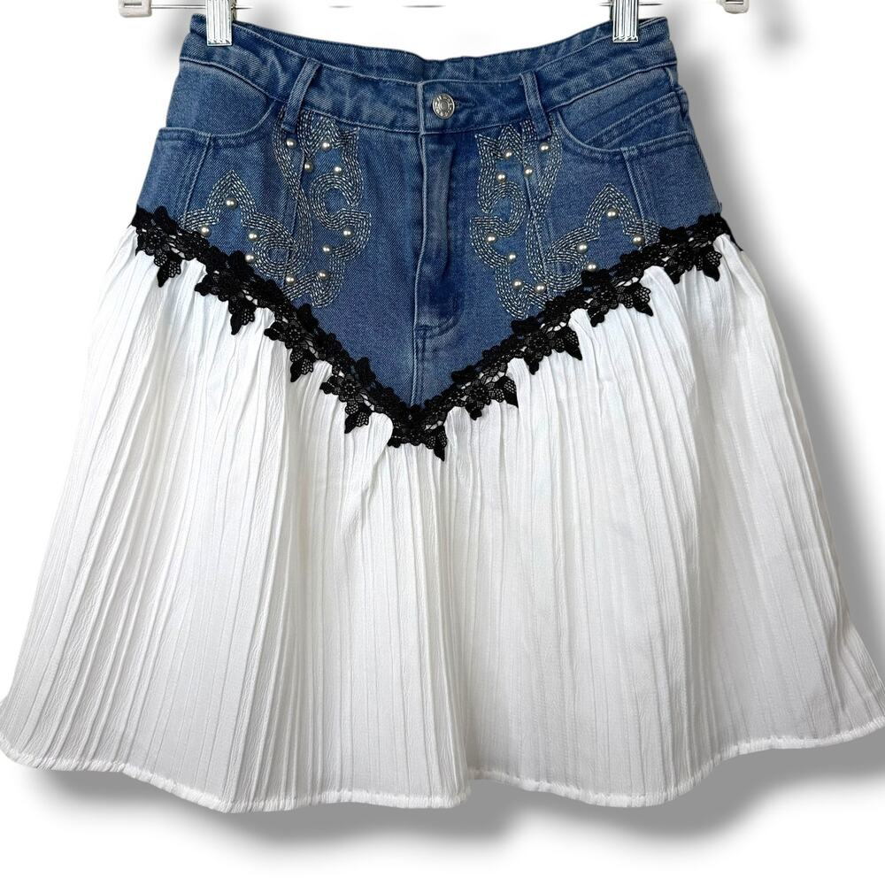 NEW Blue B USA Western Denim Lace Pearl Embroidered Boho Cowgirl Mini Skirt - Picture 3 of 9